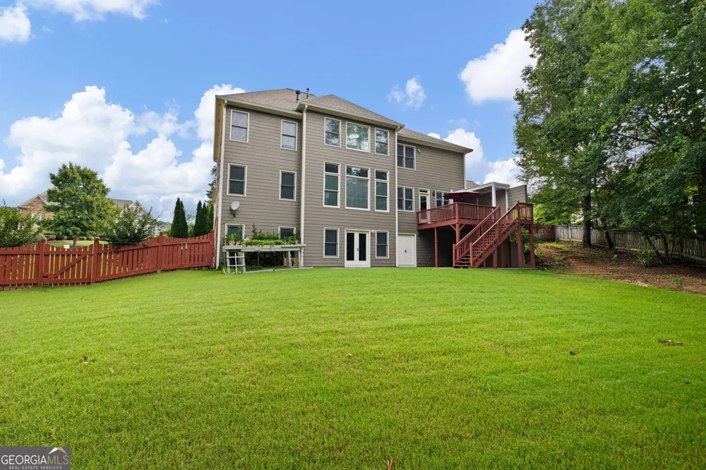 227 Oakwind Pte Acworth, GA 30101