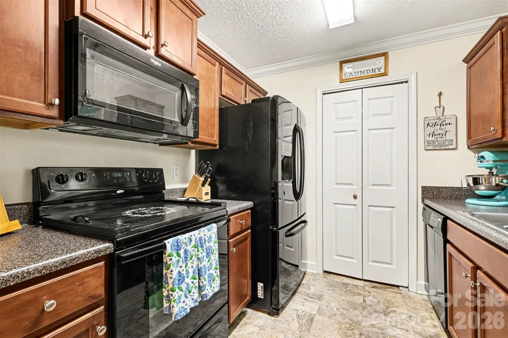 721 Daves Road York, SC 29745