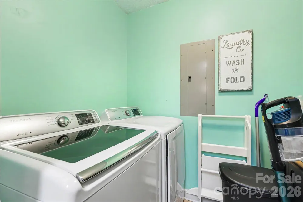 721 Daves Road York, SC 29745