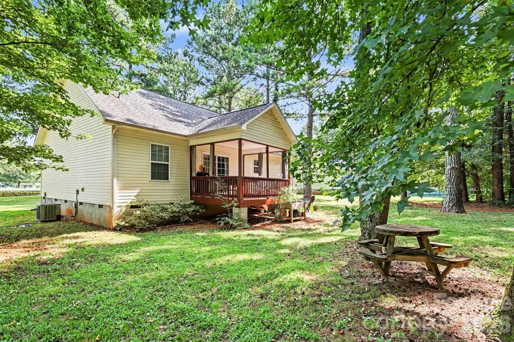 721 Daves Road York, SC 29745