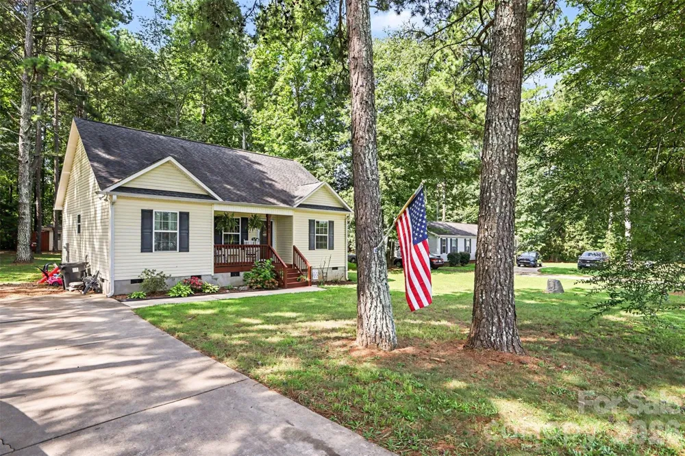721 Daves Road York, SC 29745