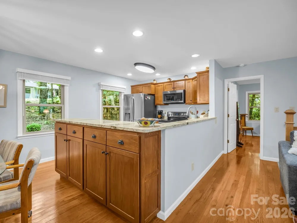 93 Guledisgonihi Court Brevard, NC 28712