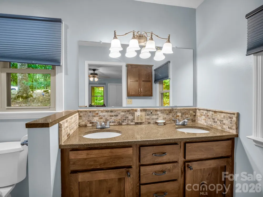 93 Guledisgonihi Court Brevard, NC 28712