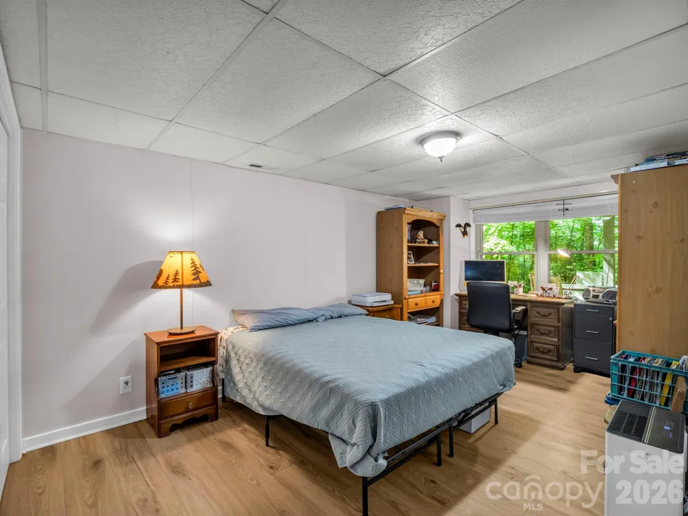 93 Guledisgonihi Court Brevard, NC 28712