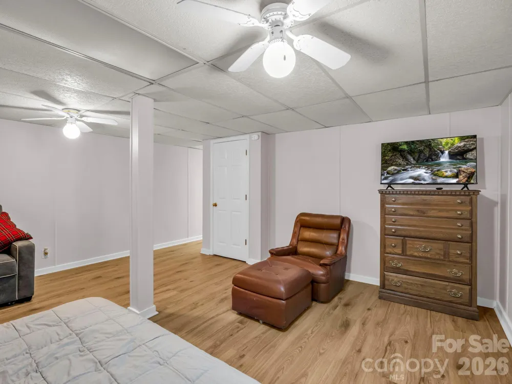 93 Guledisgonihi Court Brevard, NC 28712