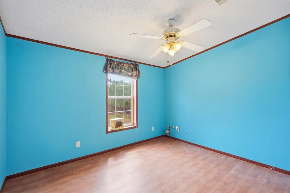 937 County Road 4790 Boyd, TX 76023