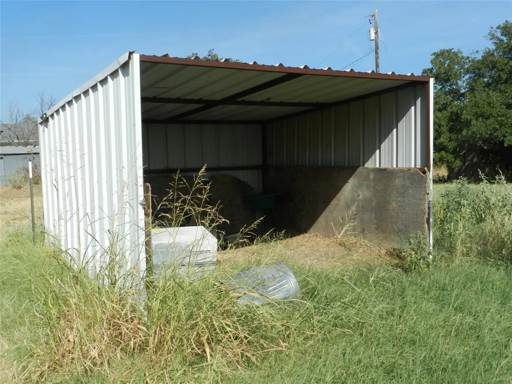 937 County Road 4790 Boyd, TX 76023
