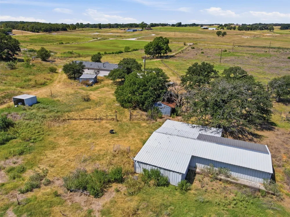 937 County Road 4790 Boyd, TX 76023