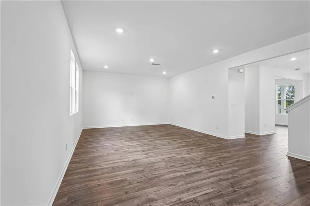 205 Groveton Court Euharlee, GA 30145