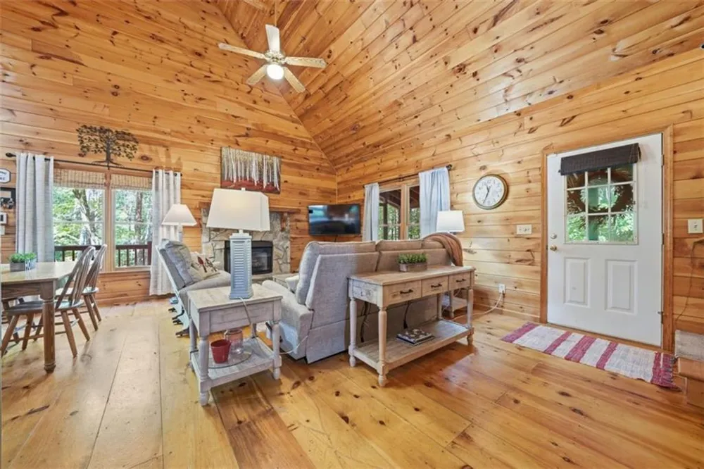 105 Blackberry Falls Court Ellijay, GA 30536