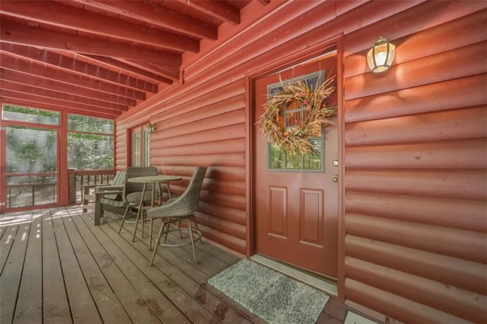 105 Blackberry Falls Court Ellijay, GA 30536