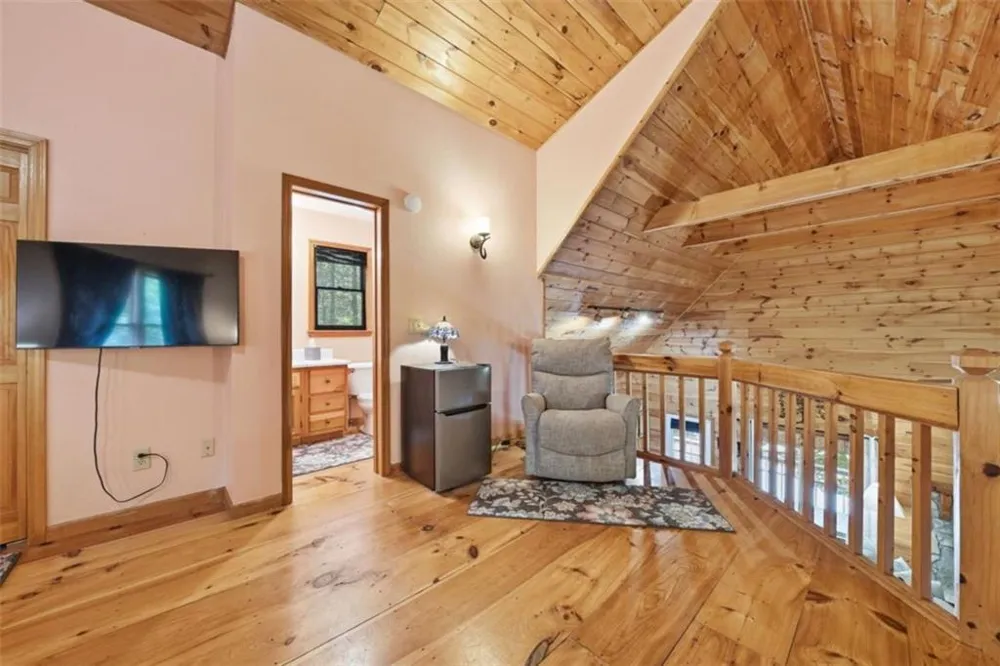 105 Blackberry Falls Court Ellijay, GA 30536