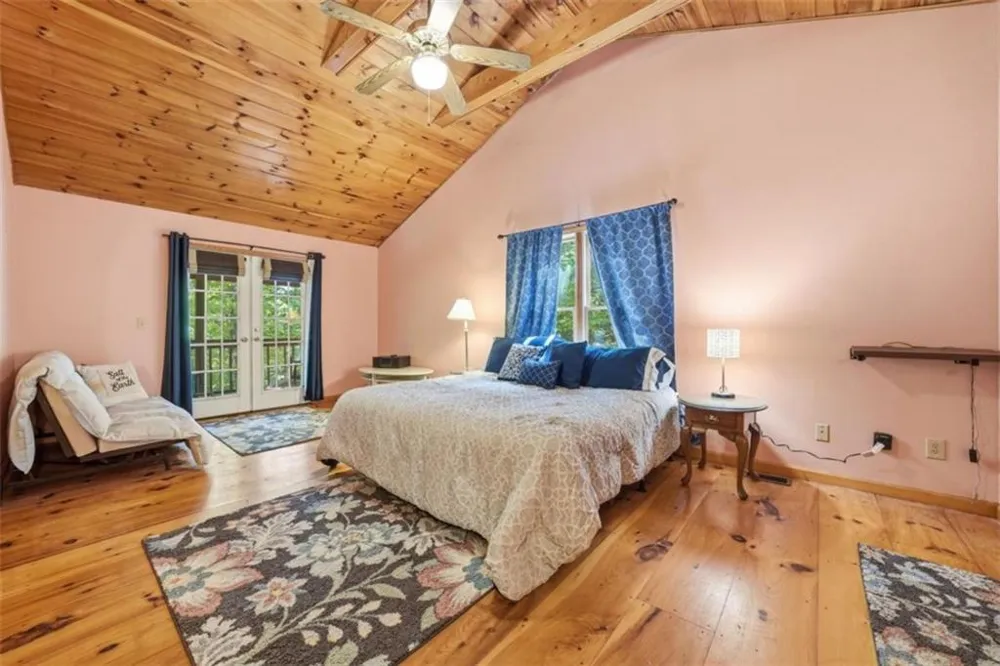 105 Blackberry Falls Court Ellijay, GA 30536