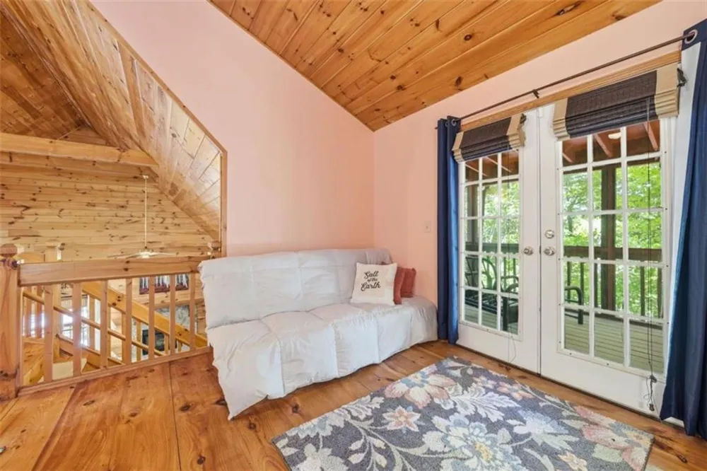 105 Blackberry Falls Court Ellijay, GA 30536