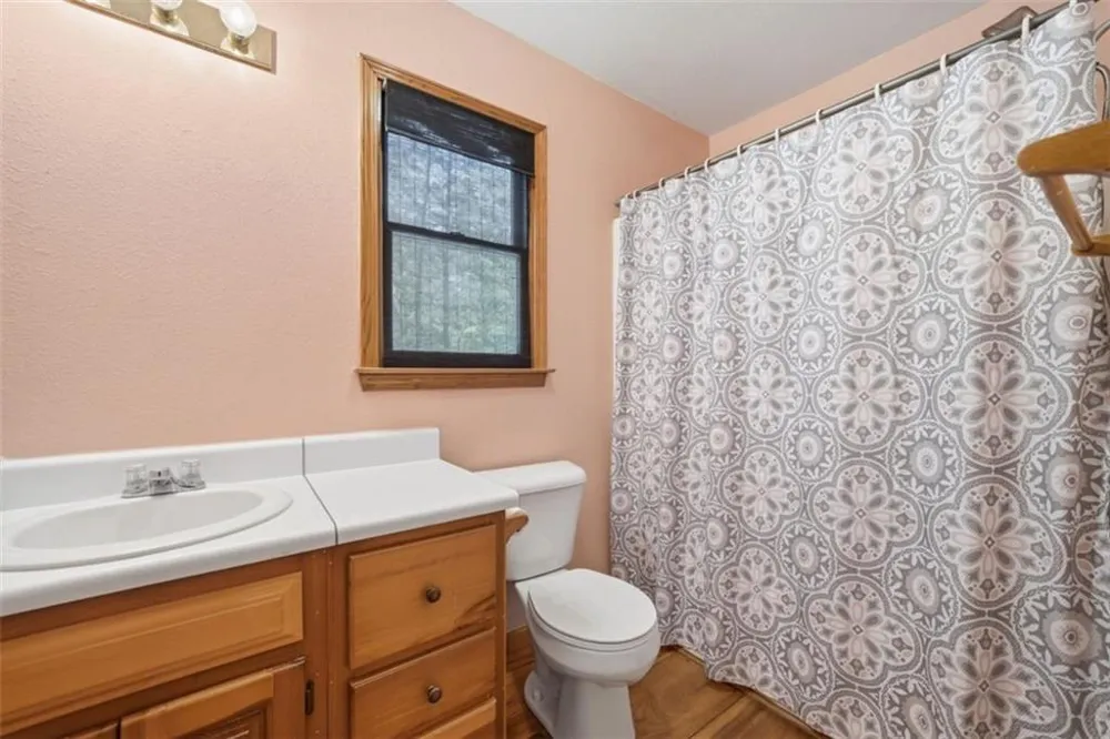 105 Blackberry Falls Court Ellijay, GA 30536