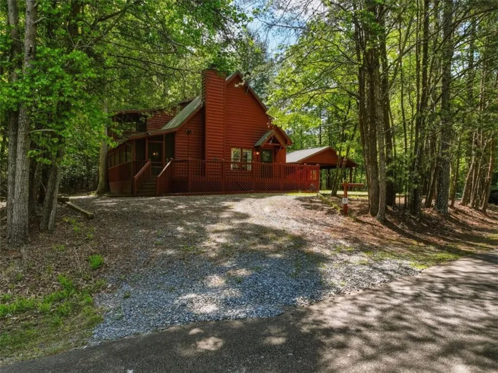 105 Blackberry Falls Court Ellijay, GA 30536