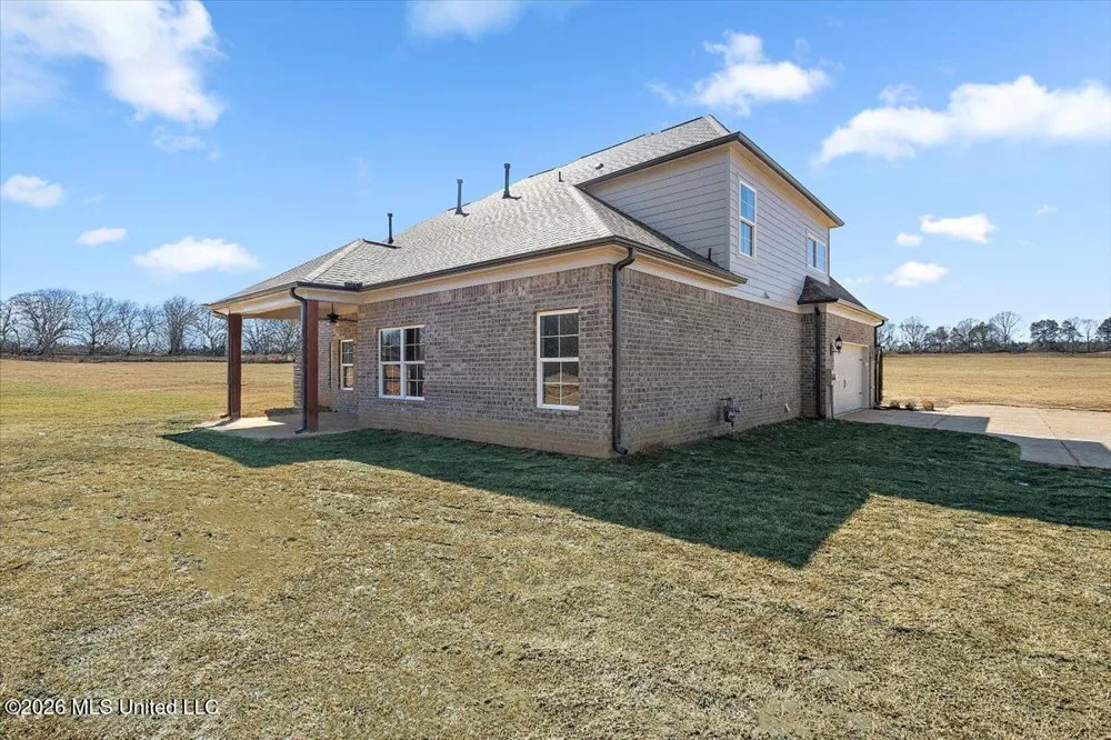 302 Wells Drive Hernando, MS 38632