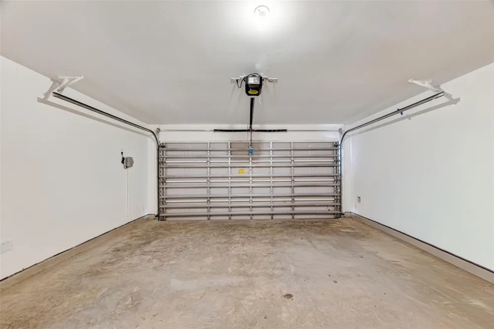 3529 Longhorn Valley Street League City, TX 77511