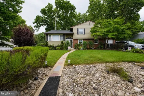 9 DARTMOUTH DRIVE