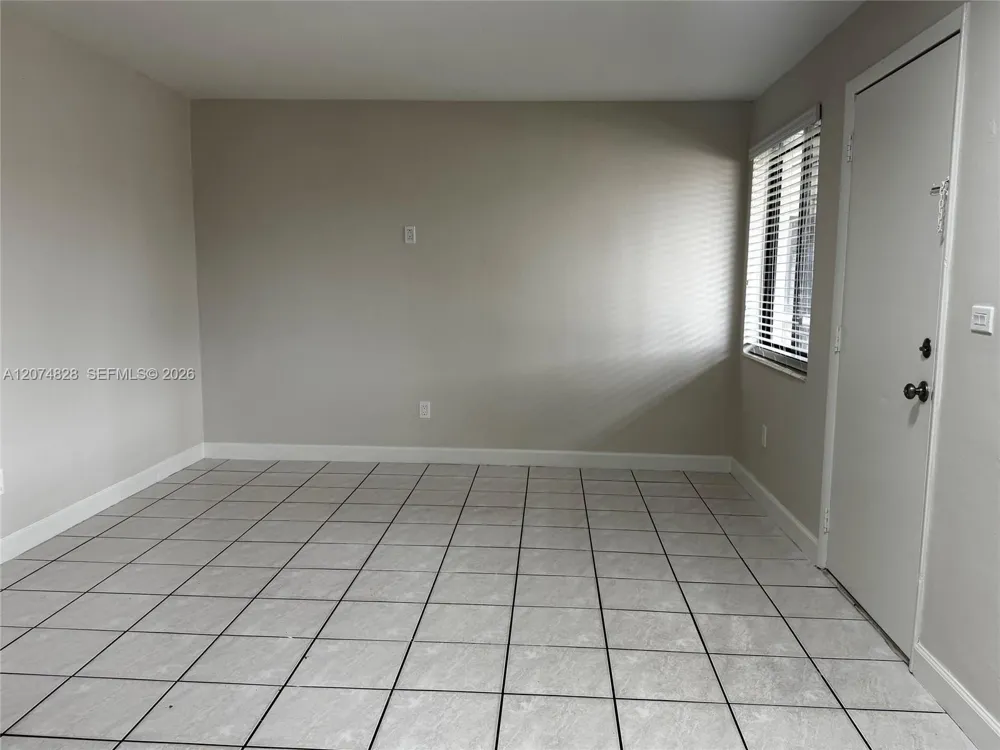 1345 W 28th St #12 Hialeah, FL 33010
