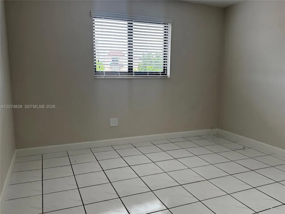 1345 W 28th St #12 Hialeah, FL 33010
