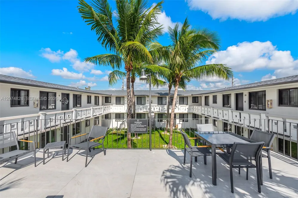 1345 W 28th St #12 Hialeah, FL 33010