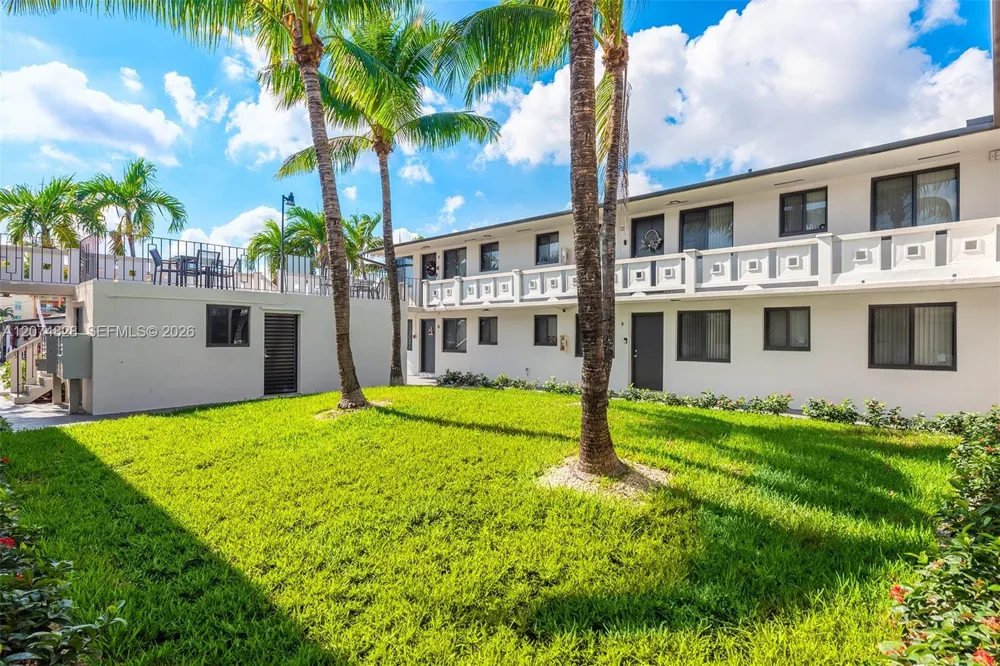 1345 W 28th St #12 Hialeah, FL 33010