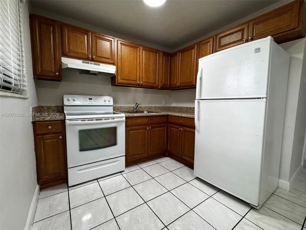 1345 W 28th St #12 Hialeah, FL 33010