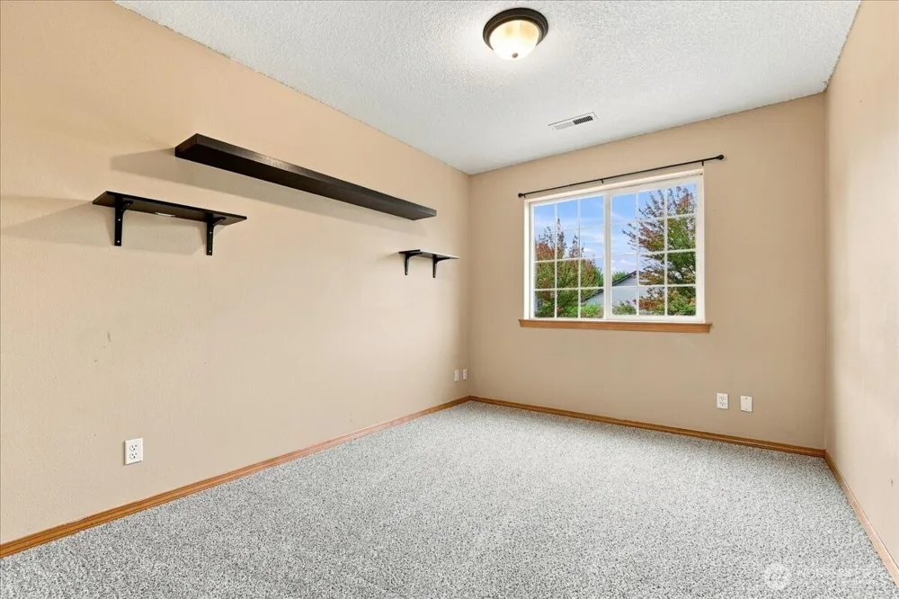 919 NW 11th Avenue Battle Ground, WA 98604