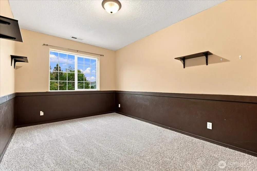 919 NW 11th Avenue Battle Ground, WA 98604