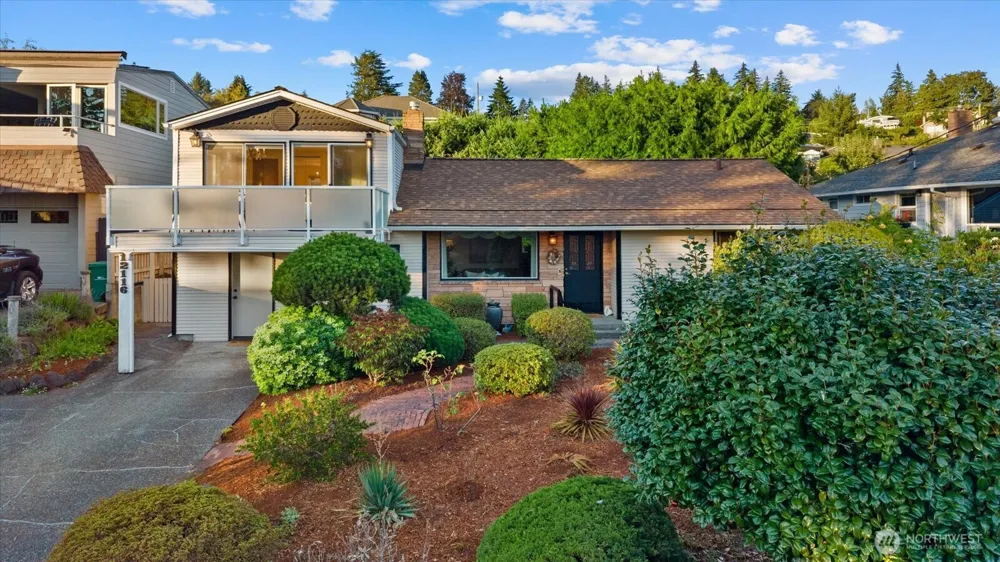 12116 Shorewood Drive SW Burien, WA 98146