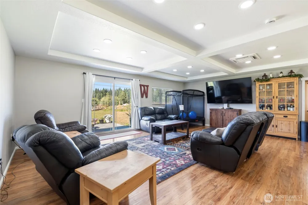 819 Middle Fork Road Onalaska, WA 98570
