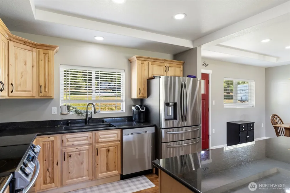 819 Middle Fork Road Onalaska, WA 98570