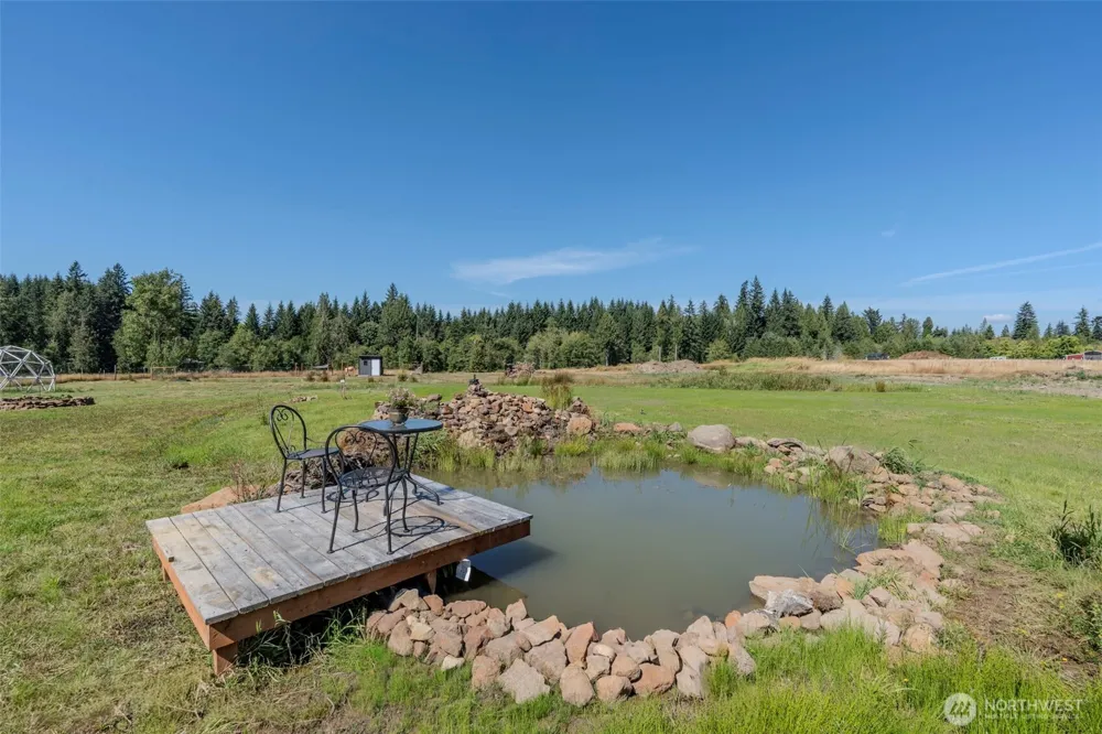 819 Middle Fork Road Onalaska, WA 98570