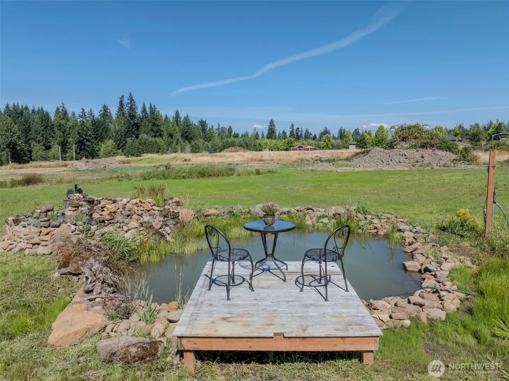 819 Middle Fork Road Onalaska, WA 98570