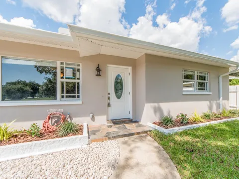 682 DRUID PARK DRIVE W