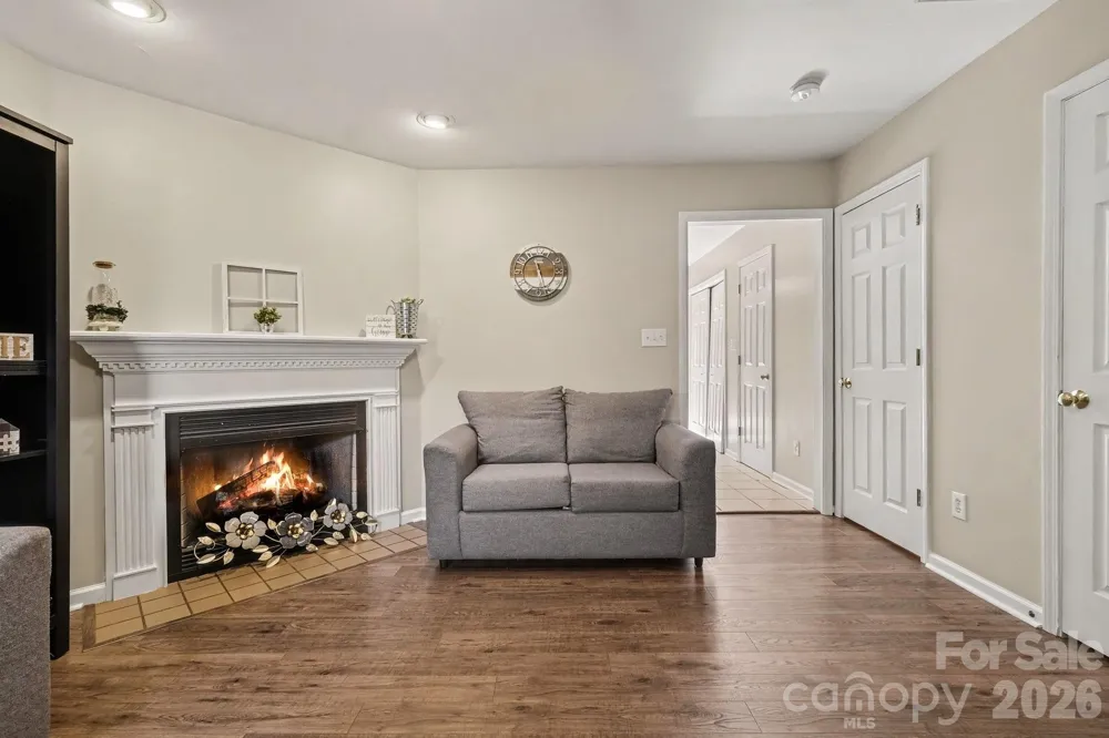 2240 15th Avenue NE #102 Hickory, NC 28601