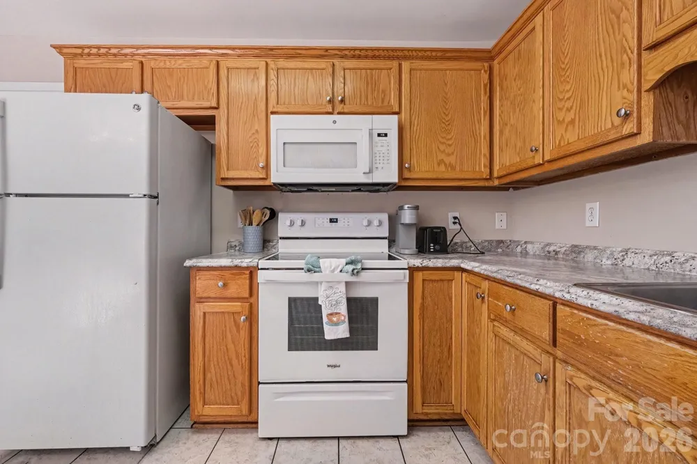 2240 15th Avenue NE #102 Hickory, NC 28601