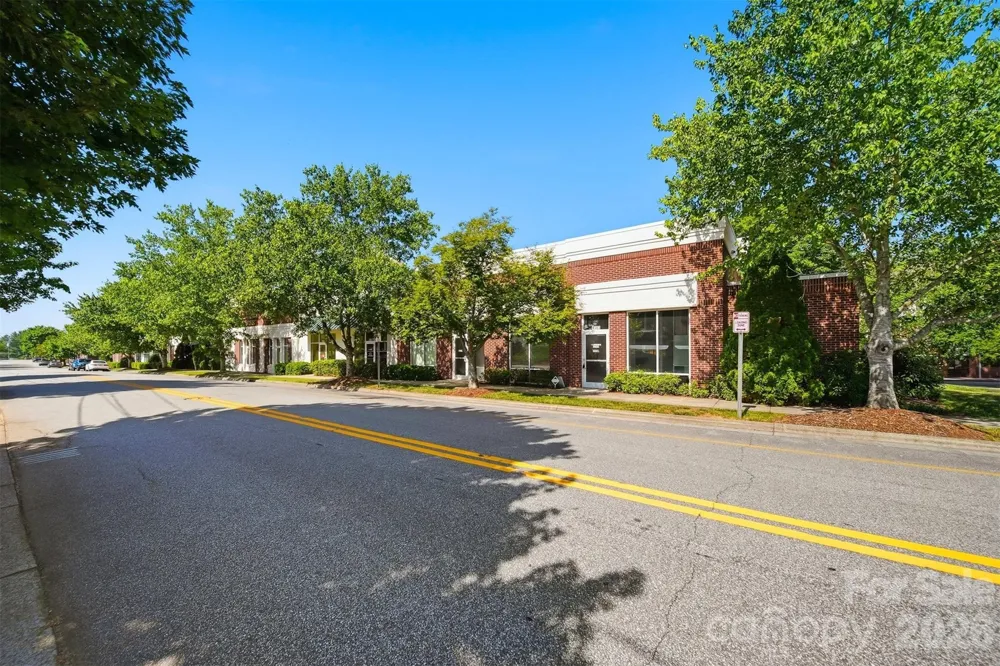 1381 Center Street Hickory, NC 28601