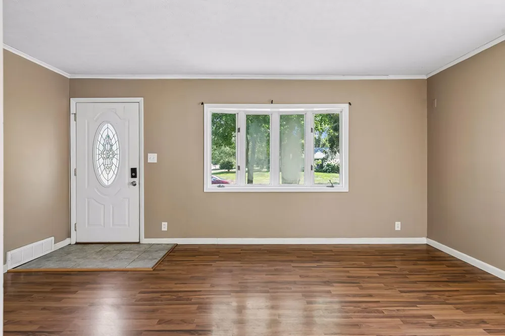 3713 Van Dyke Street White Bear Lake, MN 55110