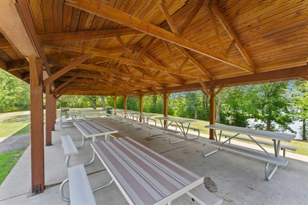 5332 Beachside Drive Minnetonka, MN 55343