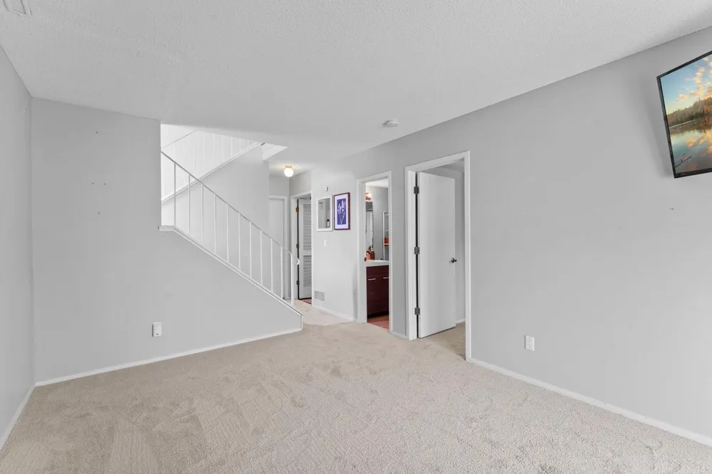 5332 Beachside Drive Minnetonka, MN 55343