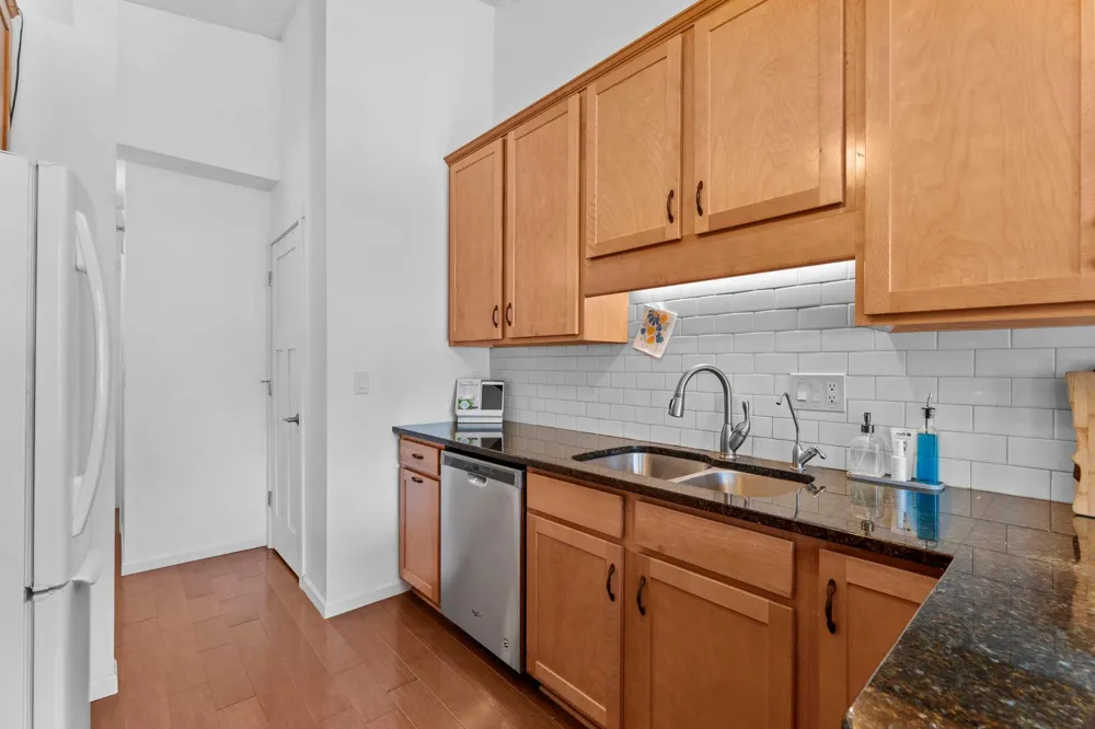 5332 Beachside Drive Minnetonka, MN 55343