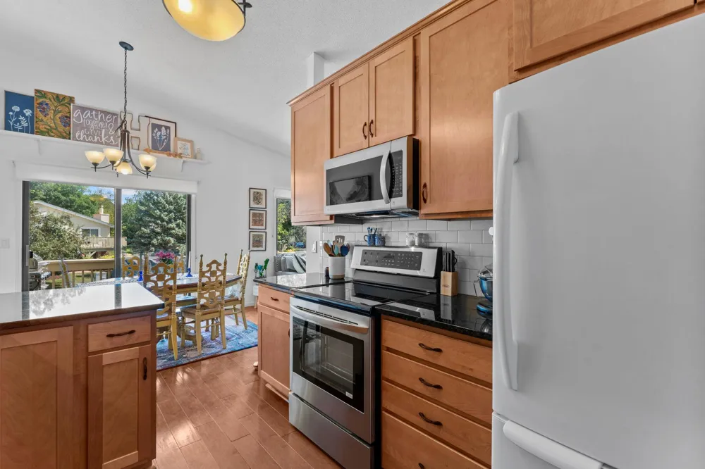 5332 Beachside Drive Minnetonka, MN 55343