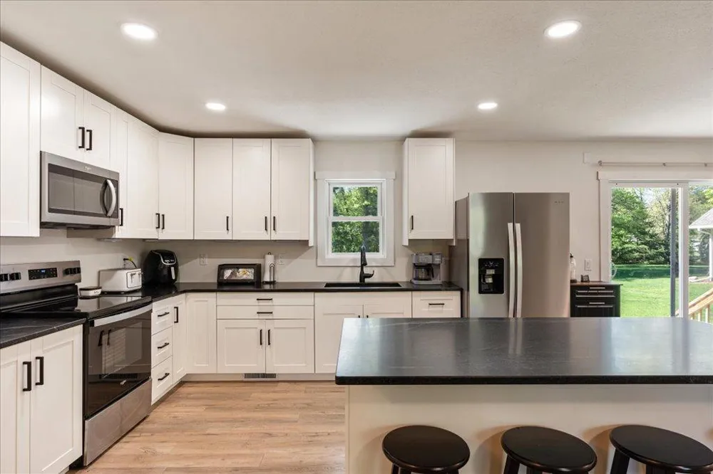 6141 Donald Street Baxter, MN 56425