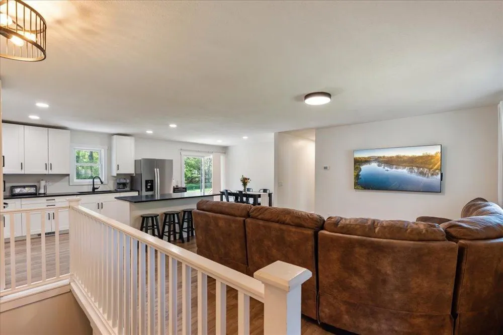 6141 Donald Street Baxter, MN 56425
