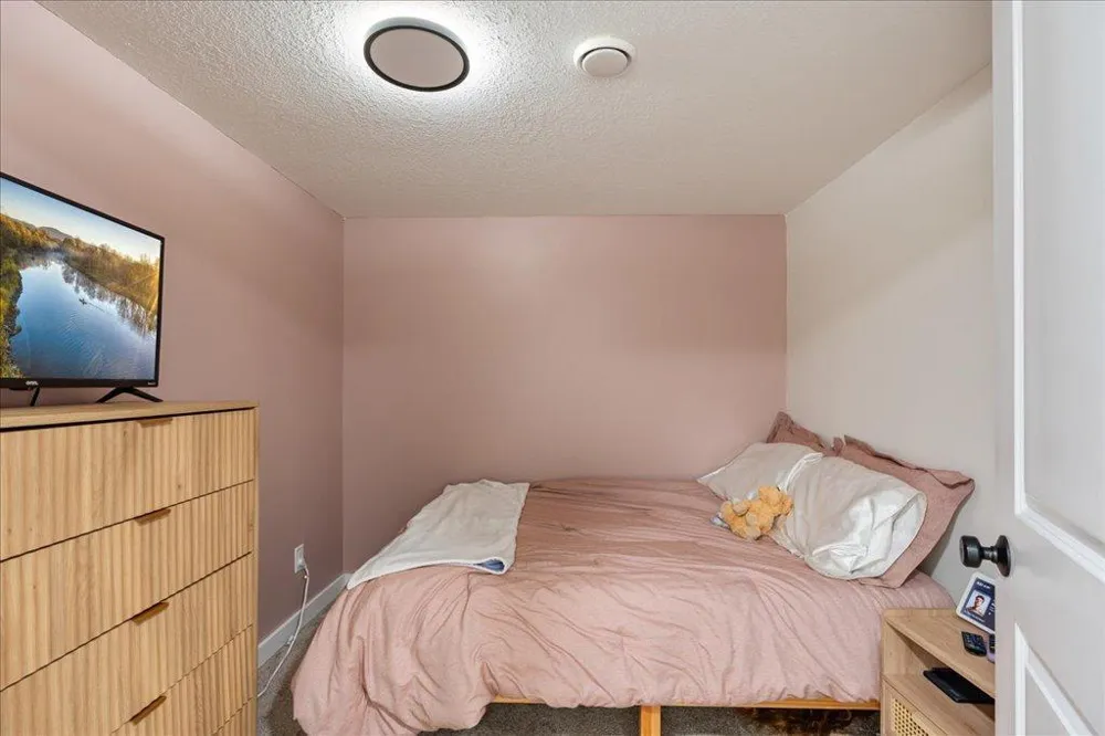 6141 Donald Street Baxter, MN 56425