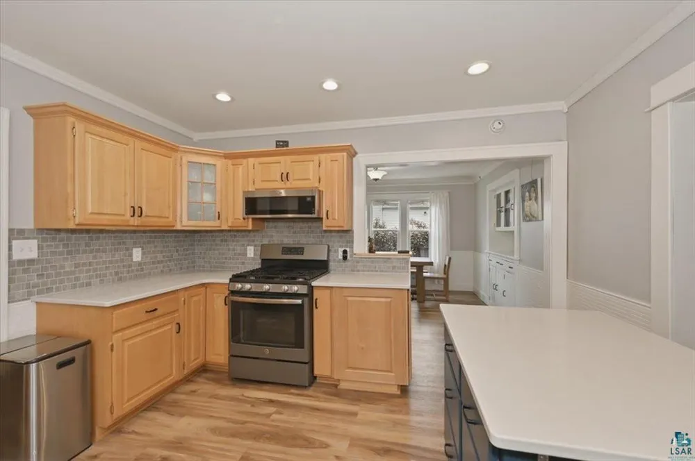 5215 Avondale Street Duluth, MN 55804