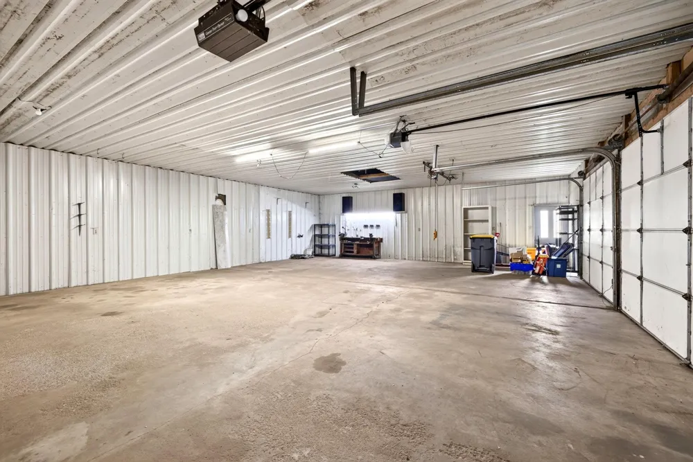 565 Beckman Road La Crescent, MN 55947