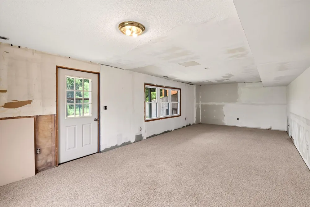 565 Beckman Road La Crescent, MN 55947
